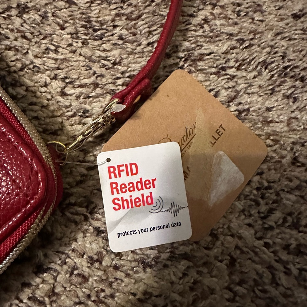Cross body or wallet with  RFID - Picture 3 of 7